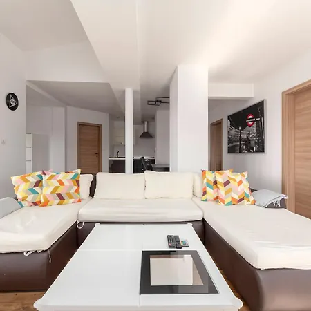 Frida's Place Apartment